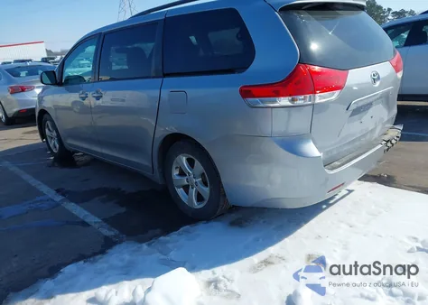 2014 Toyota Sienna Le V6 8 Passenger from USA, damaged, VIN 5TDKK3DC5ES449364
